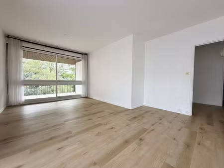 location appartement 1 pièce 43m² fontenay le fleury 78330
