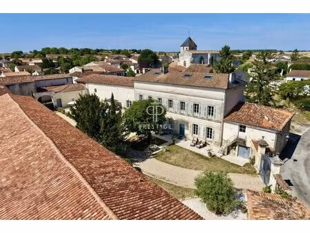 manoir du xixe siècle charmant et élégant  magnifiquement restauré avec charme et spa...