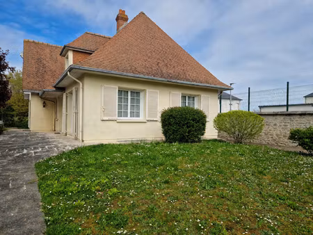 location maison 6 pièces 151m² pithiviers 45300