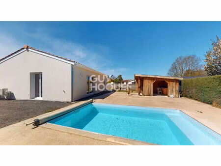 maison neuve avec piscine