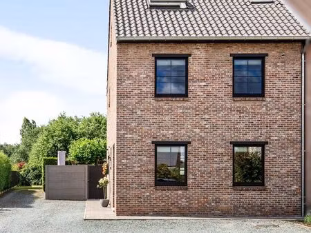 huis te koop in duffel met 4 slaapkamers