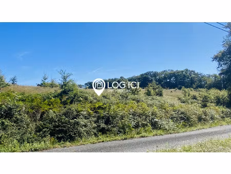 terrain constructible 1 818 m2 non viabilisé