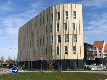 vente bureaux 694 m²