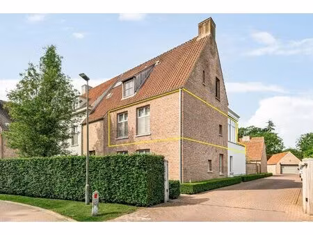 appartement te koop in sint-job-in-'t-goor met 2 slaapkamers