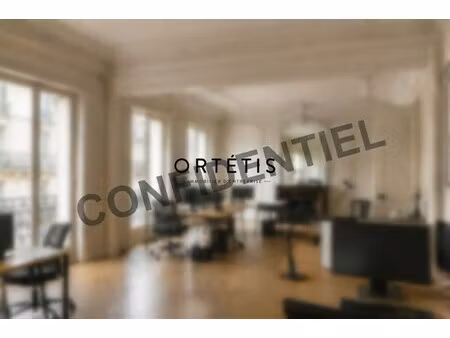 location bureaux 270 m²