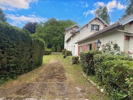 propriété familiale de 251 m² de 7 pièces dans le vexin à la lisière de la troesne à trie-