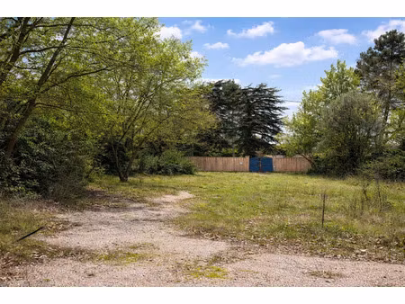 vente terrain à construire 20000 m² saint-maximin-la-sainte-baume (83470)
