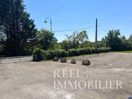 location commerce 1500 m² à montestruc-sur-gers (32390)