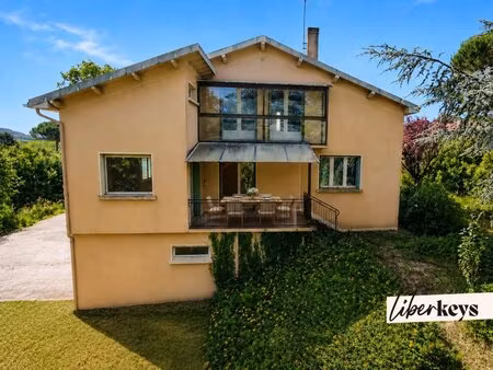 maison de caractère de plus de 200 m² sur 2 100 m² de terrain – plateau saint-salvadou