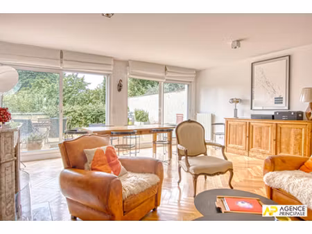 le chesnay saint jean - maison familiale 7 pièces de 222 m2 au sol sur parcelle d'environ 