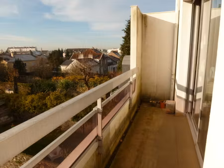 location appartement 1 pièce 29m² nantes 44300