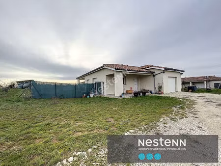 à louer à hautefage-la-tour  maison 5 chambres avec garage