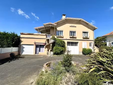 vente maison sauveterre-de-béarn 64390 - - surface privée