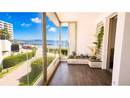appartement de 80 m² bord de mer et vue mer