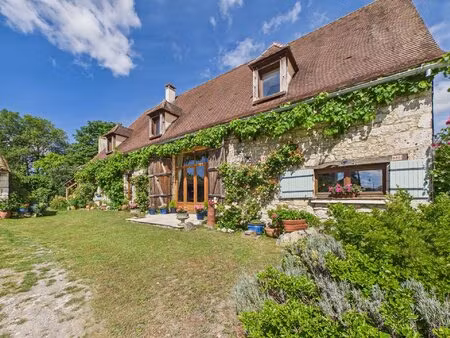 magnifique grange rénovée avec vue panoramique sur la campagne
