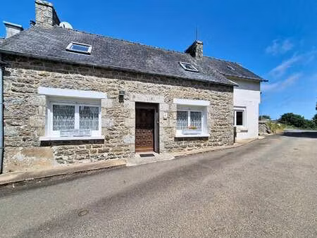 vente maison à maël-pestivien (22160) : à vendre / 75m² maël-pestivien