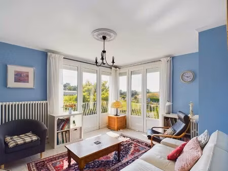 maison familiale de 2 chambres à pied de riberac