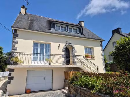 vente maison à callac (22160) : à vendre / 122m² callac