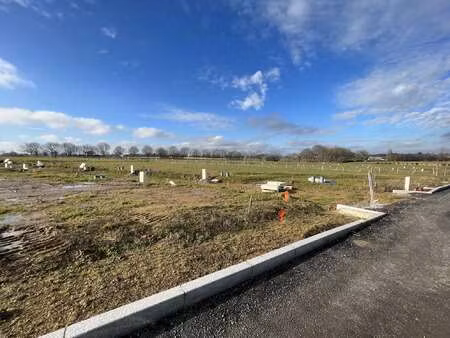vente terrain à châteaugiron (35410) : à vendre / 377m² châteaugiron