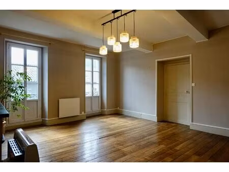 appartement en centre-ville de saint-girons