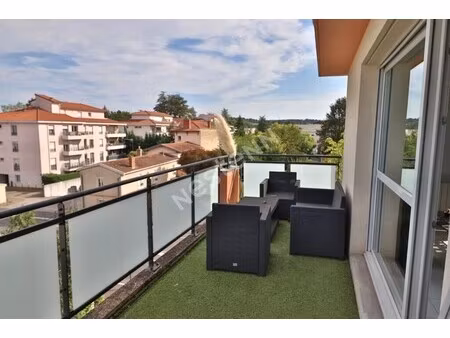 appartement t2 + parking - francheville bel air - limite craponne