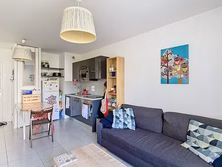 villeurbanne - appartement t2 - 36.46 m² - balcon - box