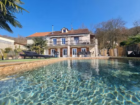 vente maison 8 pièces 196 m² à méry-sur-marne (77730)  439 000 €