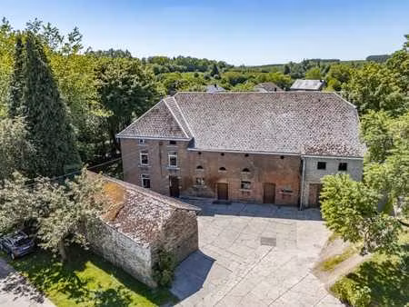maison 4 chambres avec bâtiments agricoles – houffalize