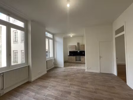 location appartement 3 pièces 61 m² à lyon 1 (69001)