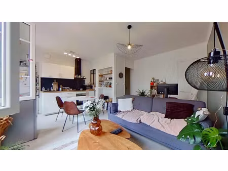 location appartement 3 pièces 52 m² à lyon 9 (69009)