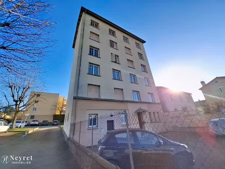 a ne pas rater pour investisseur ! t3 de 52 42 m2 utile  en bon état général au 5ème et...