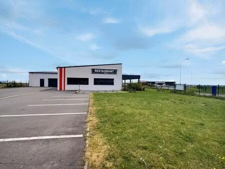 location commerce folkling 57600 440m²