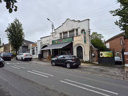 ensemble de locaux commerciaux inchy