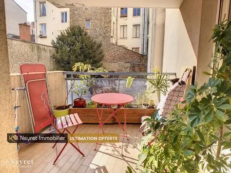 69007 tout proche quai université  beau t3 balcon