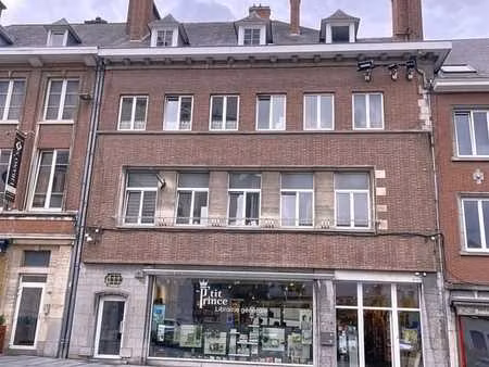 (grand place) bel appartement 2 chambres