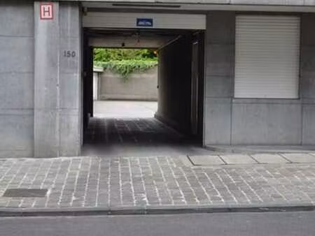garage à louer à schaerbeek - avenue paul deschanel