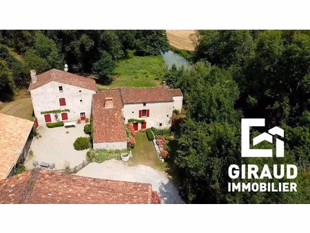 vente maison 11 pièces 288.5 m² à vouvant (85120)  593 000 €