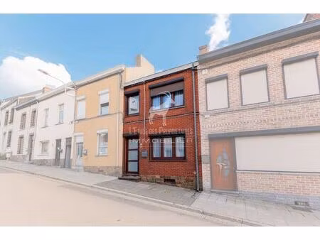 maison à vendre avec terrasse et jardin   pironchamps (vbe34875)