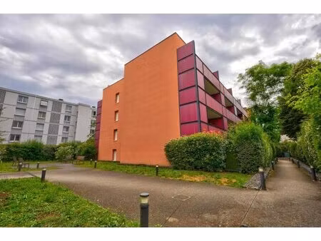 appartement de 2 pièces de 39 3 m² à vénissieux