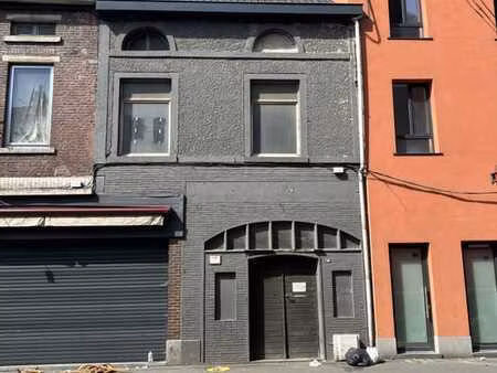 maison unifamiliale avec projet accepté pour 2 appartements