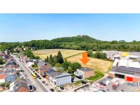 loft 4 ch. avec 2 emplacements de parking et balcon +/- 40m²