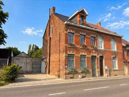 grande maison de maitre avec formidable jardin