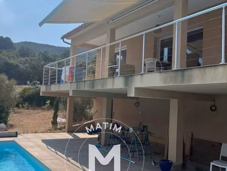 villa de luxe à vendre à sagone