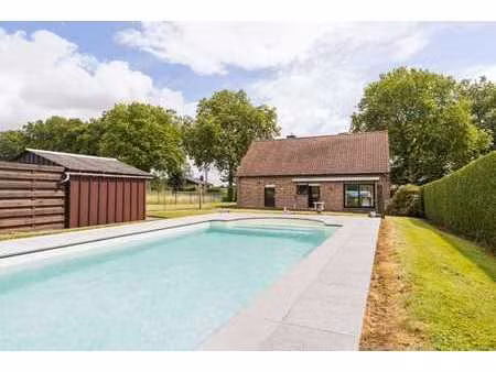 villa avec piscine