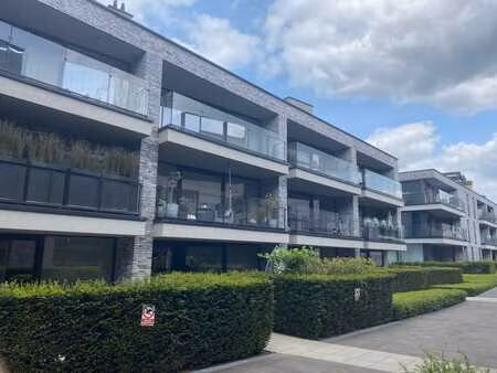 appartement van 85 m² in centrum zutendaal met ruim terras
