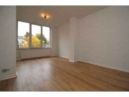 châtelain - appartement 2 ch de +/- 60m²