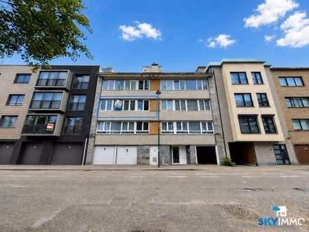 appart 3 ch - balcon - parking - peb c - gd séjour 41m² !