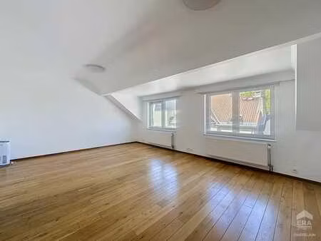 appartement 1 chambre avec bureau à louer à uccle