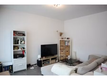 a voir !! superbe appartement 2 chambres