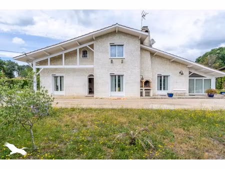 vente maison 5 pièces 190 m² listrac-médoc (33480)